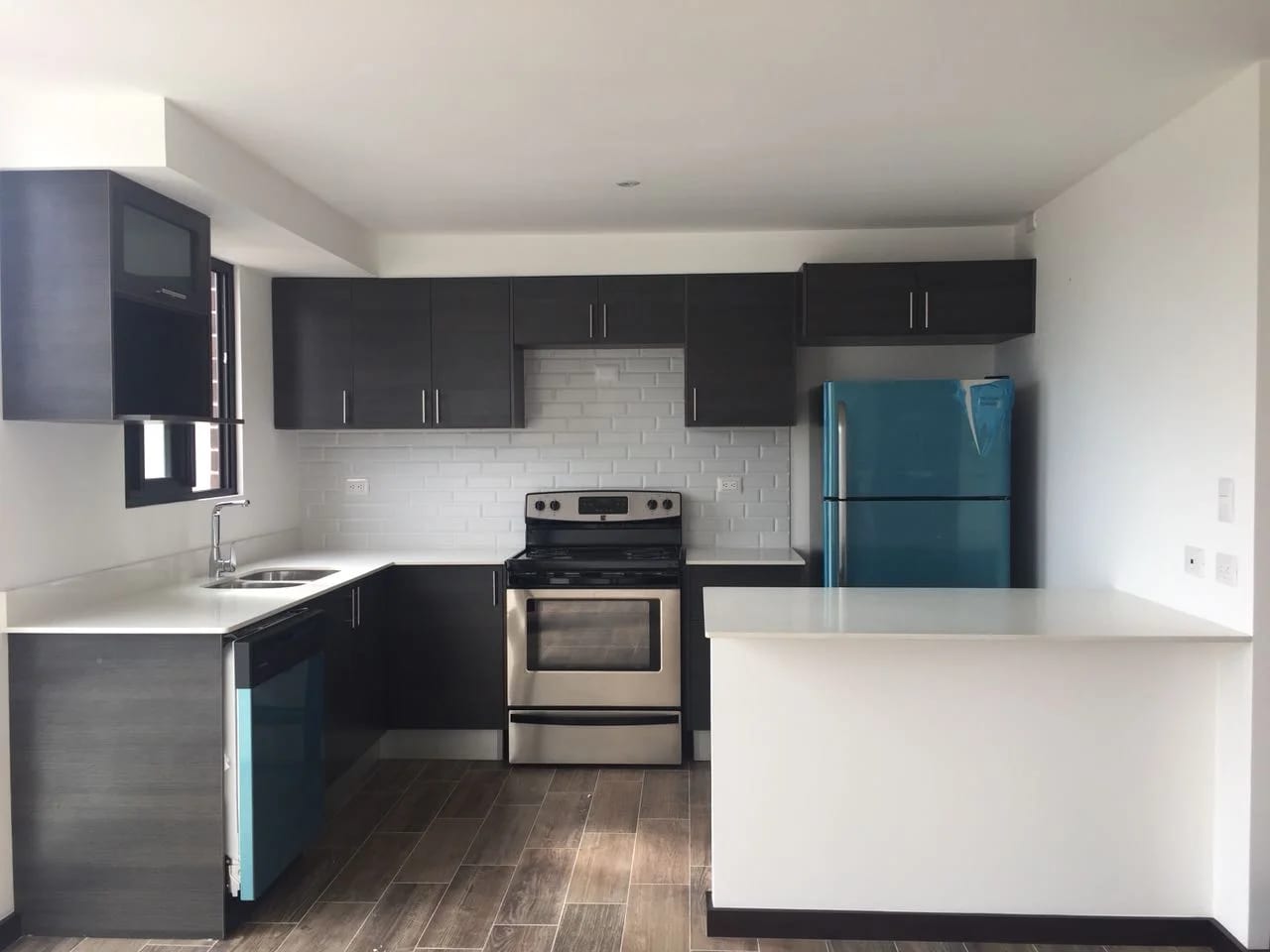 APARTAMENTO EN RENTA VISTA HERMOSA 2, ZONA 15 — foto 1 de 9