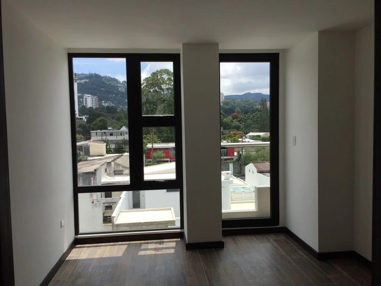 APARTAMENTO EN RENTA VISTA HERMOSA 2, ZONA 15 — foto 2 de 9
