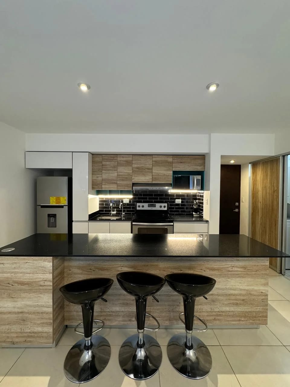 Apartamento en venta Edificio Be14 zona 14 primer nivel con jardín. — foto 12 de 16
