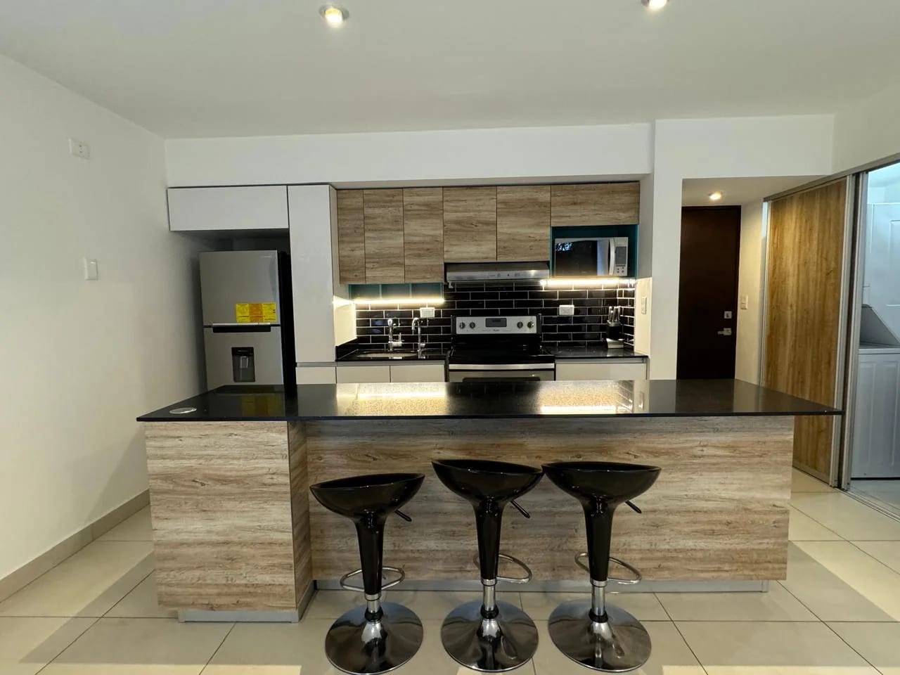 Apartamento en venta Edificio Be14 zona 14 primer nivel con jardín. — foto 14 de 16