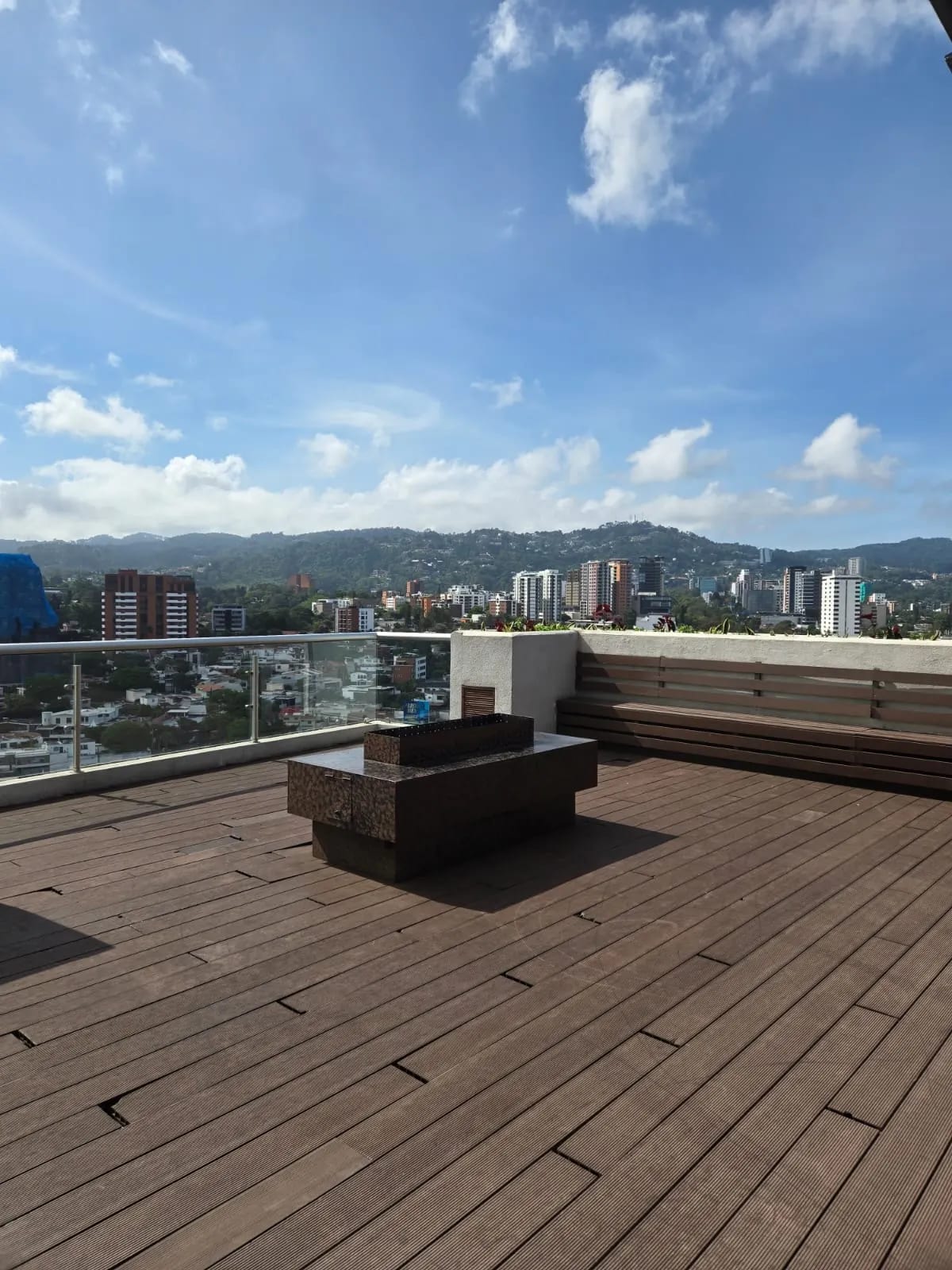 APARTAMENTO TORRE 360 zona 15 — foto 4 de 13