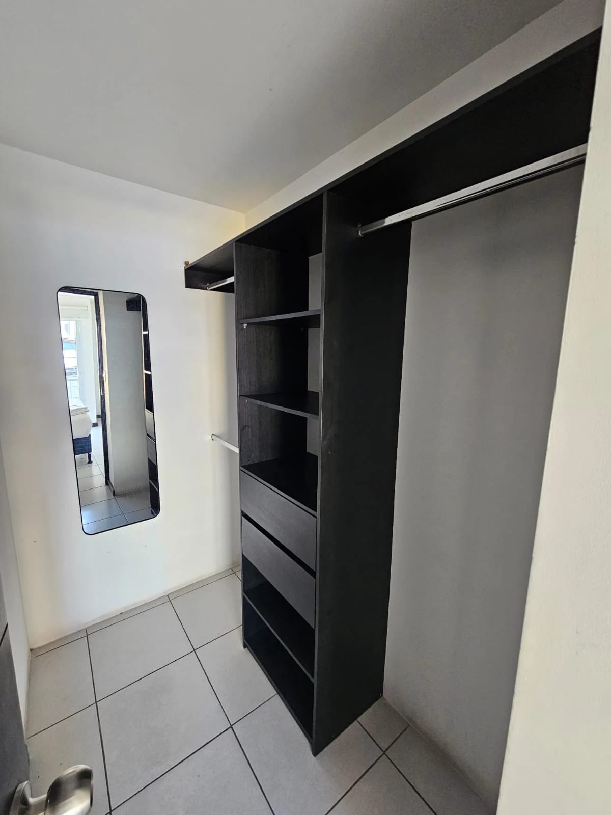 VENTA APARTAMENTO FULL AMUEBLADO EN MUSEO SAN MATEO ZONA 7 — foto 5 de 9