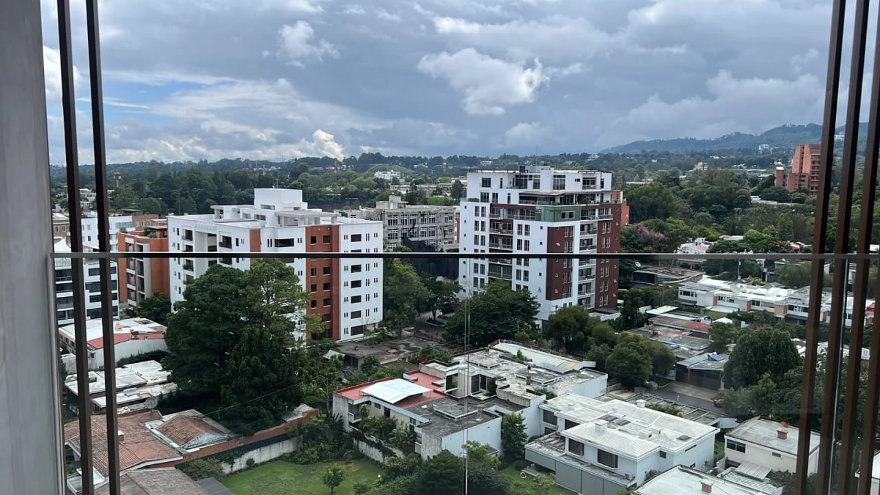 APARTAMENTO EN RENTA EDIFICIO GAURA Zona 15 VH1 — foto 14 de 14