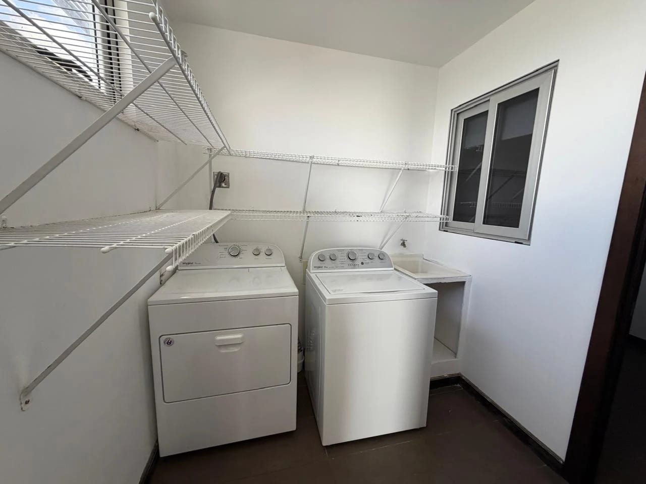 SE VENDE PENTHOUSE EN EDIFICIO MIDORI, ZONA 15 VH1 — foto 10 de 17