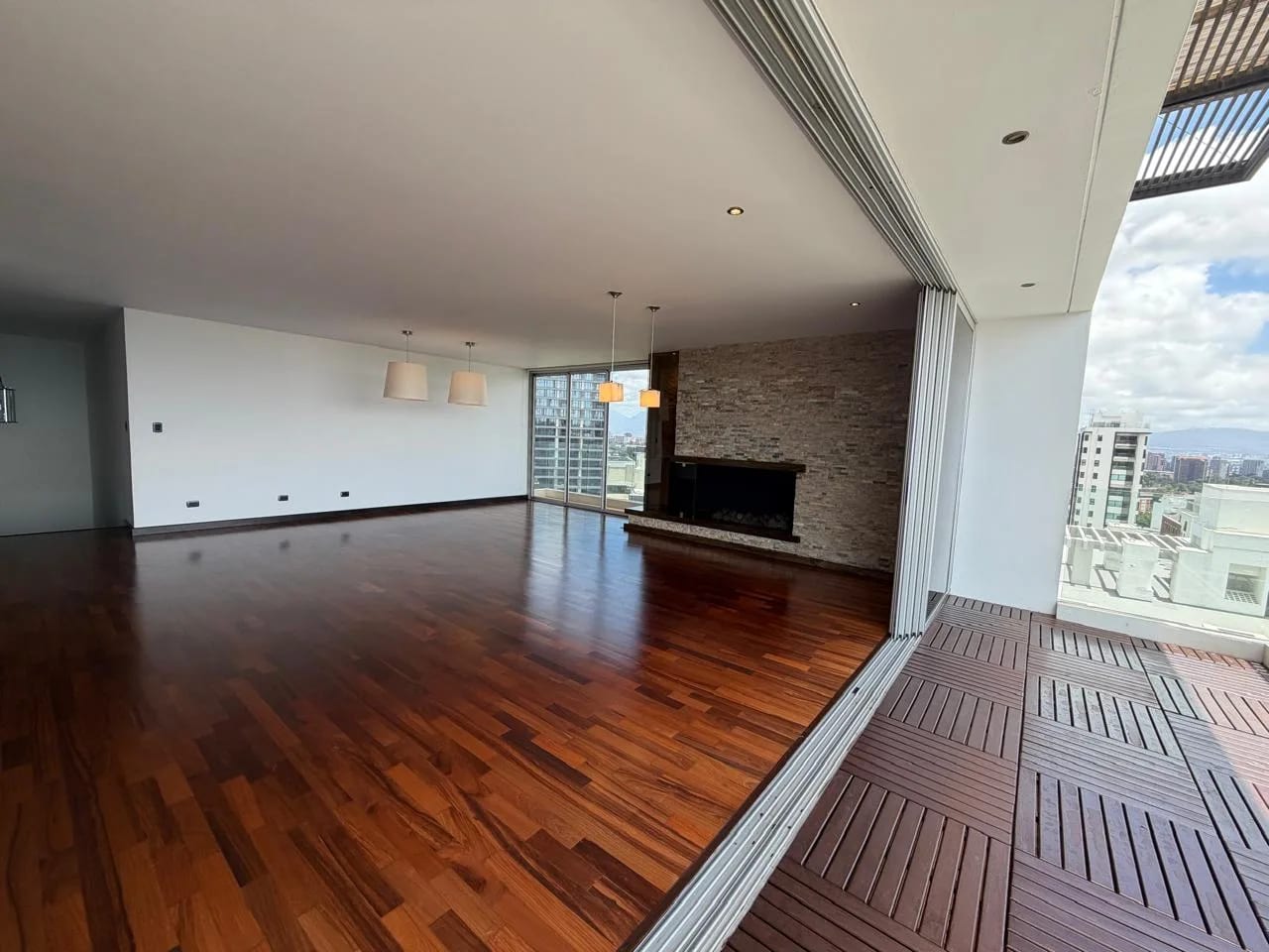 SE VENDE PENTHOUSE EN EDIFICIO MIDORI, ZONA 15 VH1 — foto 9 de 17