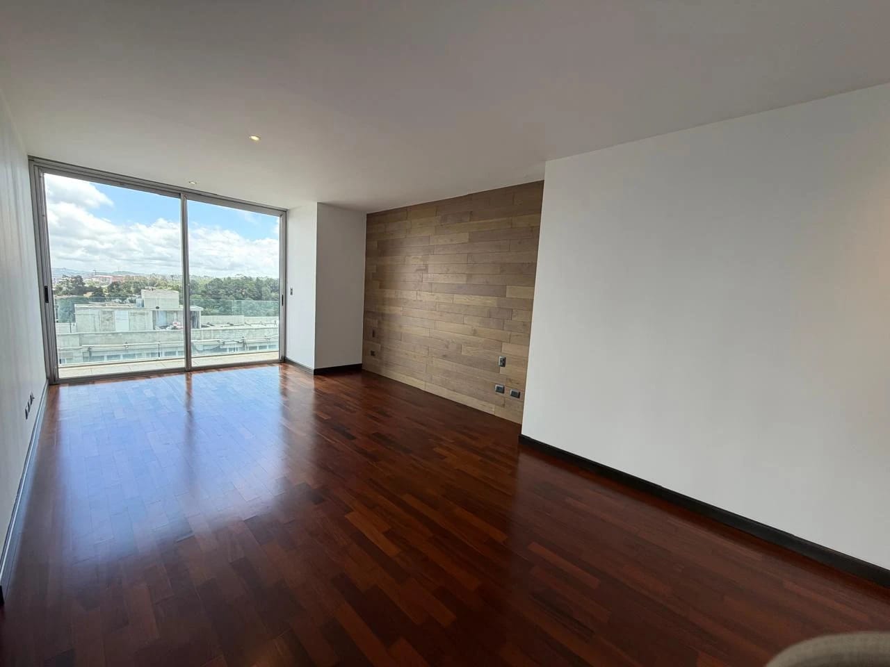 SE VENDE PENTHOUSE EN EDIFICIO MIDORI, ZONA 15 VH1 — foto 14 de 17