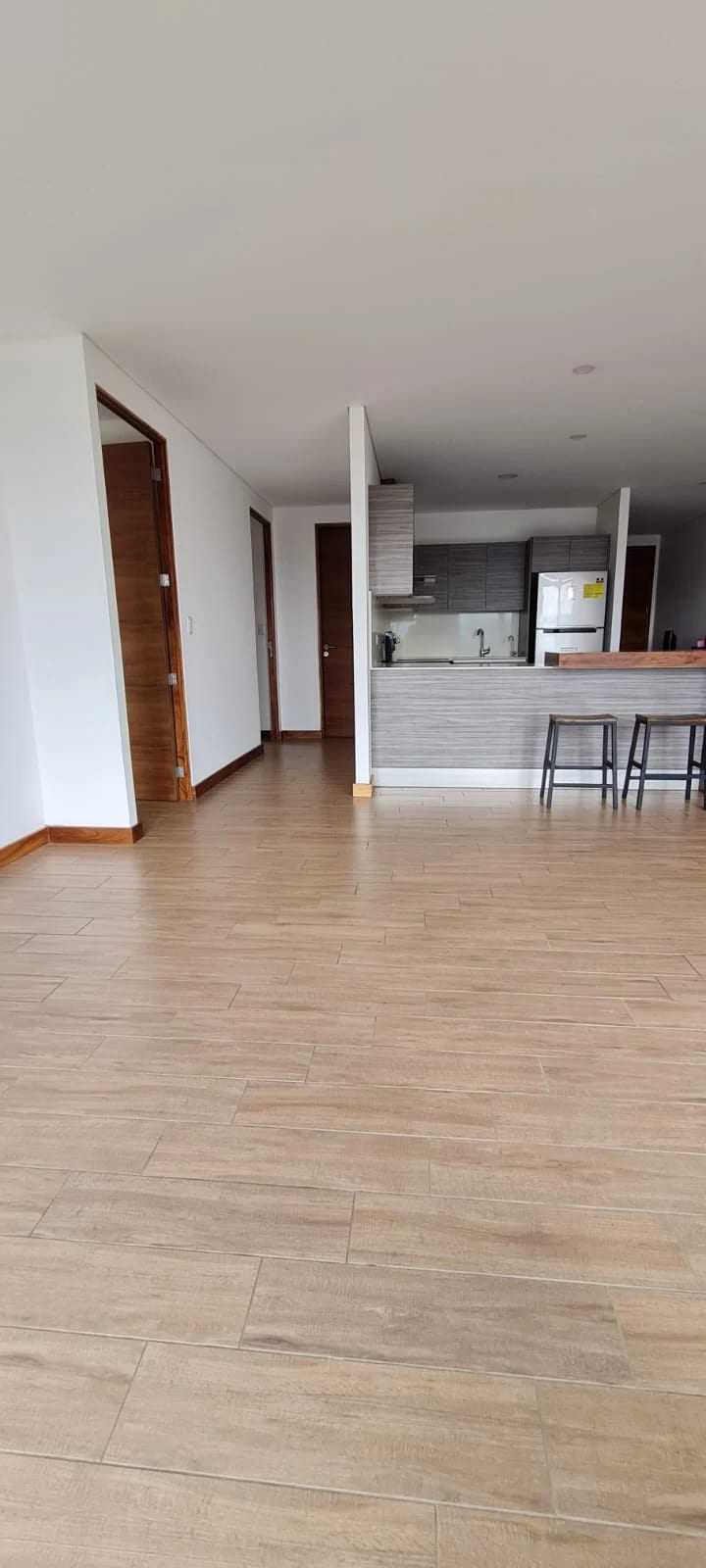 VENDO APARTAMENTO ZONA 15, VISTA HERMOSA 1 — foto 7 de 8