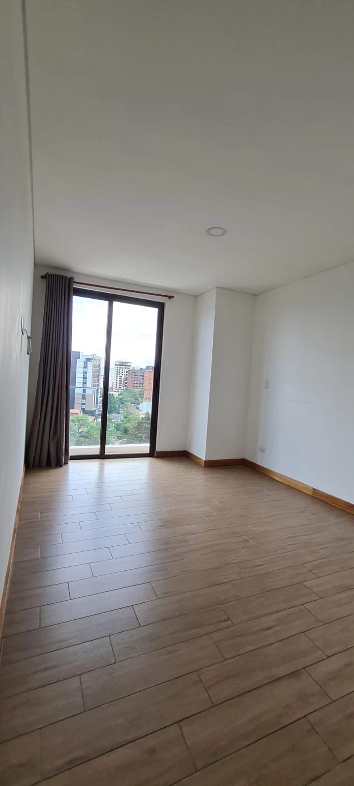 VENDO APARTAMENTO ZONA 15, VISTA HERMOSA 1 — foto 8 de 8