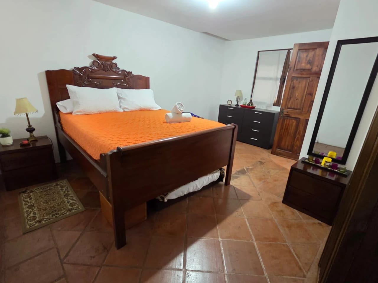 CASA EN VENTA AMUEBLADA — foto 4 de 6
