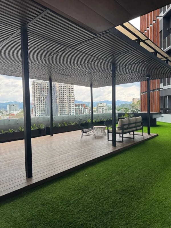 OFICINA EN RENTA EDIFICIO SÉPTIMO ZONA 4 — foto 5 de 15