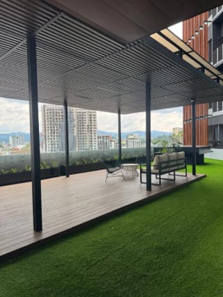 OFICINA EN RENTA EDIFICIO SÉPTIMO ZONA 4 — miniatura 5 de 15