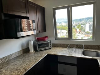 APARTAMENTO EN RENTA VERONA ZONA 10 — miniatura 9 de 15