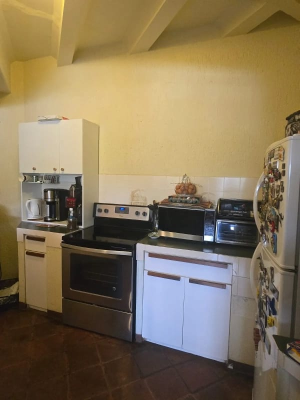 APARTAMENTO EN RENTA EN VISTA HERMOSA II ZONA 15 — foto 2 de 9