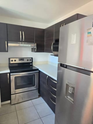 RENTO APARTAMENTO EN ATTICA ZONA 14 — miniatura 9 de 10