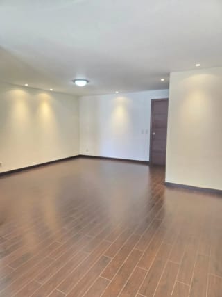 RENTO APARTAMENTO EN ATTICA ZONA 14 — miniatura 6 de 10