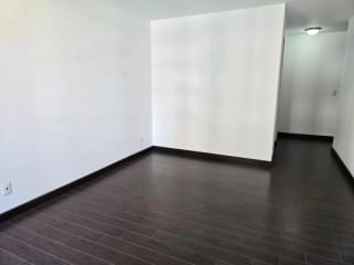 RENTO APARTAMENTO EN ATTICA ZONA 14 — miniatura 4 de 10