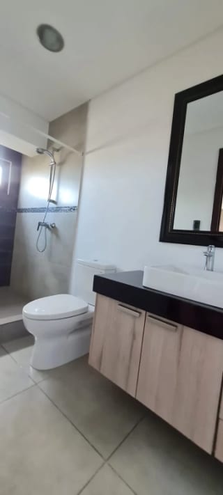 APARTAMENTO AMUEBLADO EN VENTA VIU CAYALÁ ZONA 16 — miniatura 5 de 16