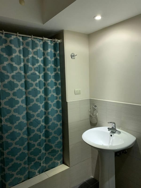 ALQUILO APARTAMENTO EN EDIFICIO CONDADO LA VILLA, ZONA 14 — foto 12 de 12