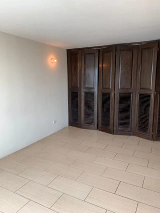 ALQUILO APARTAMENTO EN EDIFICIO CONDADO LA VILLA, ZONA 14 — miniatura 5 de 12