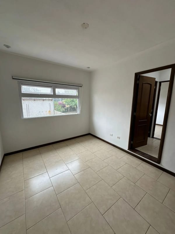 CASA EN VENTA BOUGANVILIAS DE ARRAZOLA — foto 4 de 10