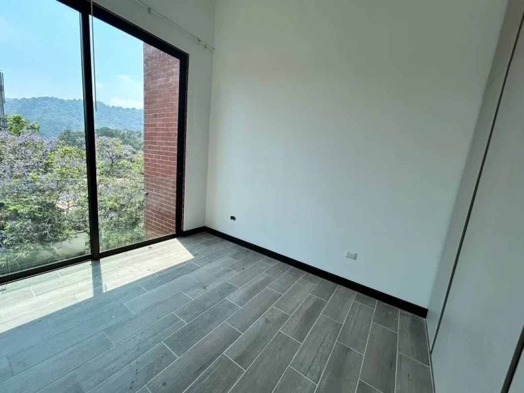 TOWNHOUSE EN RENTA VISTA HERMOSA I ZONA 15 — foto 12 de 13