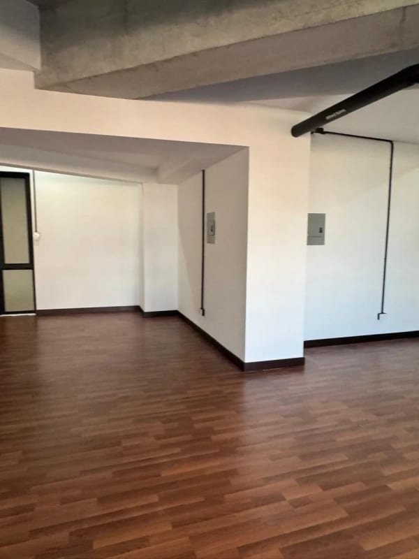 Oficina en renta Edificio Séptimo, zona 4 — foto 6 de 7