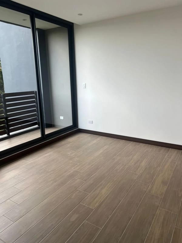 Apartamento en renta Spazio zona 15 — foto 7 de 15