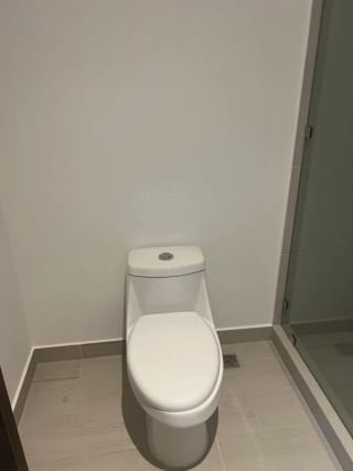 Apartamento en renta Spazio zona 15 — miniatura 3 de 15
