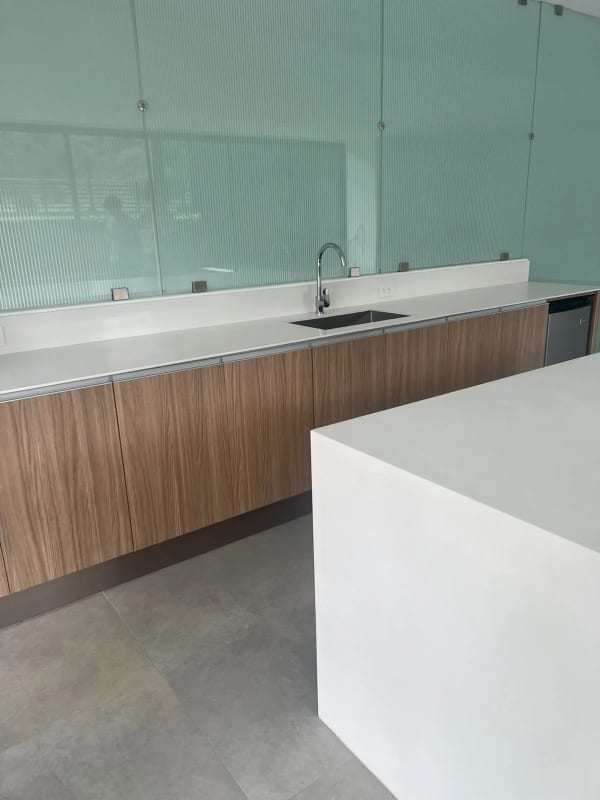 Apartamento en renta Spazio zona 15 — foto 2 de 15