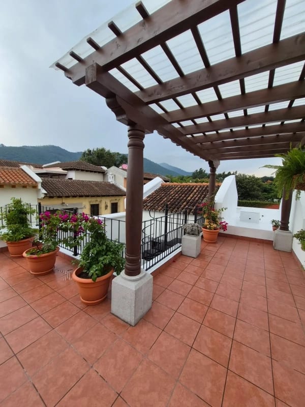 CASA EN VENTA ANTIGUA GUATEMALA 1 NIVEL CON TERRAZA — foto 7 de 13
