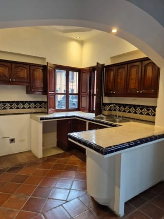 CASA EN VENTA ANTIGUA GUATEMALA  1 NIVEL CON TERRAZA — miniatura 3 de 13