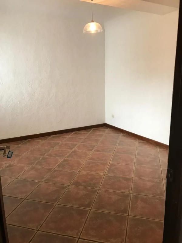 Apartamento en renta zona 15 Vh1 REMODELADO — foto 10 de 13