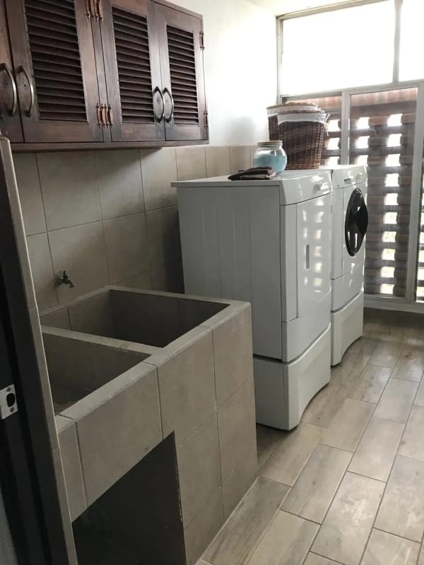 Apartamento en renta zona 15 Vh1 REMODELADO — foto 3 de 13