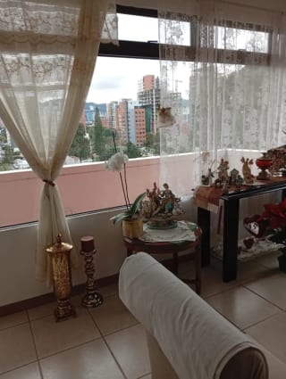 APARTAMENTO EN RENTA ZONA 10 — miniatura 8 de 16