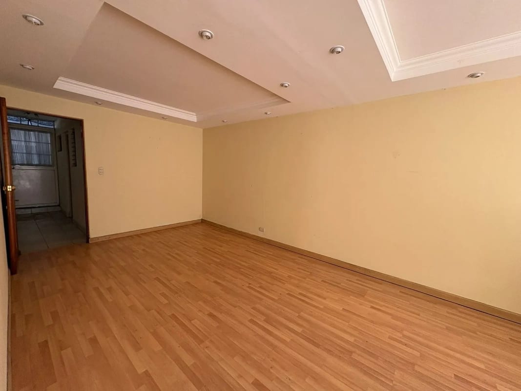 Casa en renta zona 14 para VIVIENDA u OFICINA — foto 9 de 15