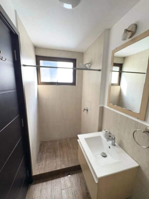 RENTO APARTAMENTO AMUEBLADO ZONA 15 — foto 4 de 8