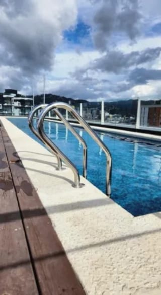 Apartamento en renta en Casalini Diagonal 6 zona 10 — miniatura 1 de 6