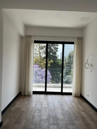 Apartamento en renta ubicado cerca de la universidad marroquín — miniatura 1 de 9