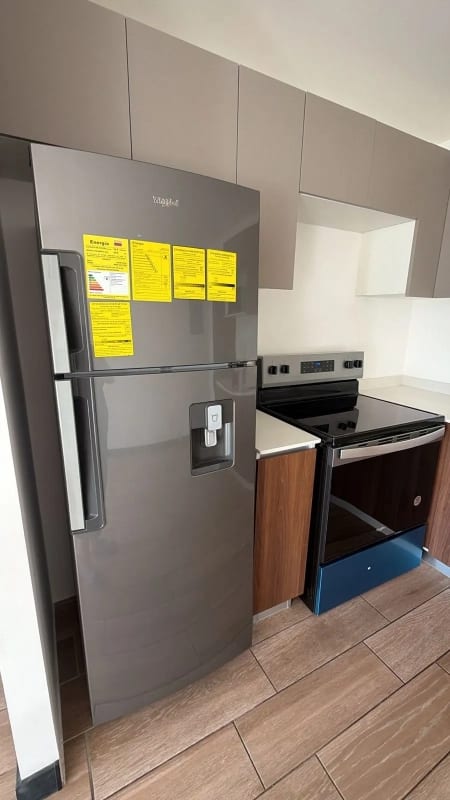 Apartamento en renta ubicado cerca de la universidad marroquín — foto 2 de 9